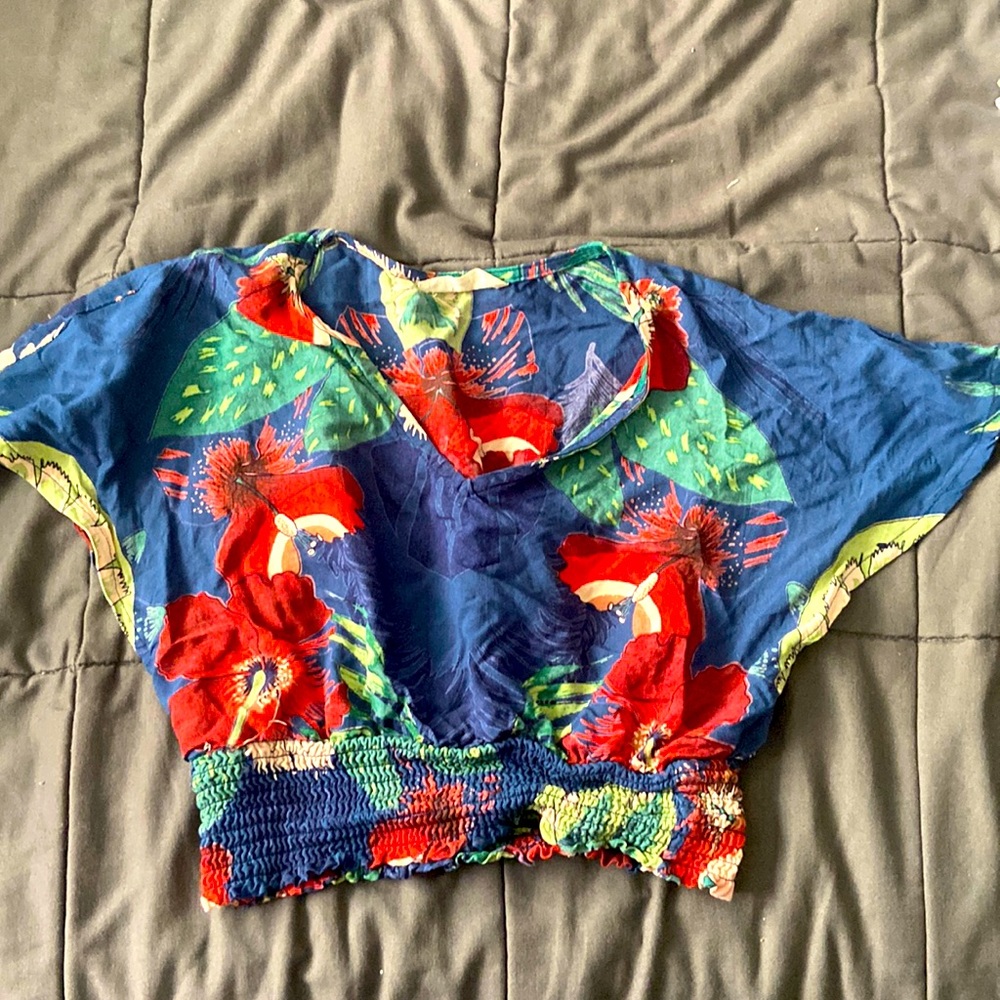 Crop top